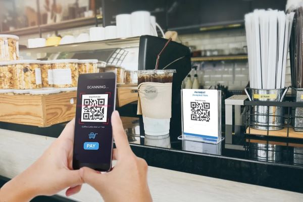 Эксперты предупреждают об опасности оплаты товаров по QR-коду